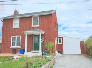 4664 Homewood Ave, Niagara Falls, ON L2E 4Y2