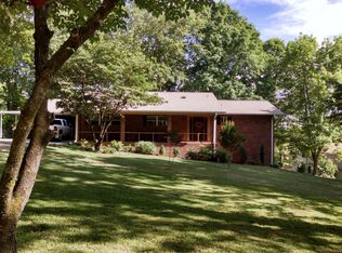 140 Lakeview Cir, Clinton, TN 37716