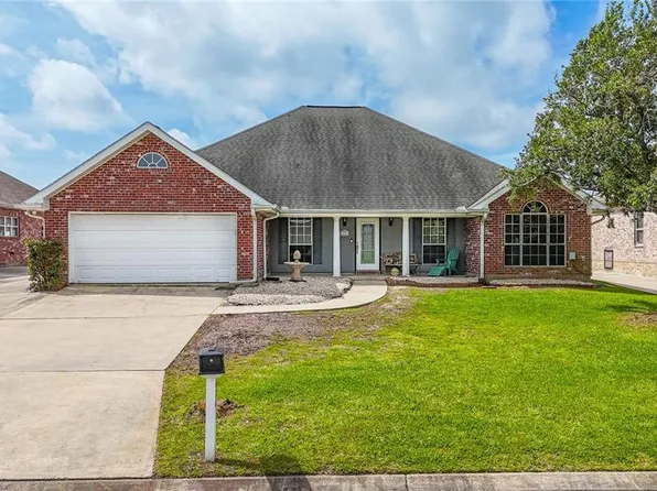 426 Moonraker Dr, Slidell, LA 70458