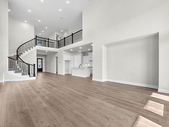 7th image of this home