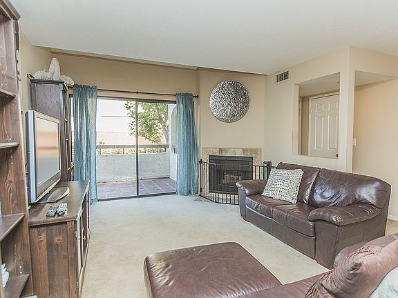 2nd image of 21620 Burbank Blvd Unit 14