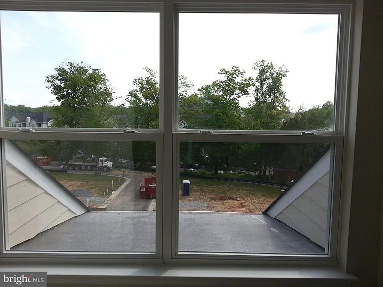 3100 Waterloo Ln — Photo 21