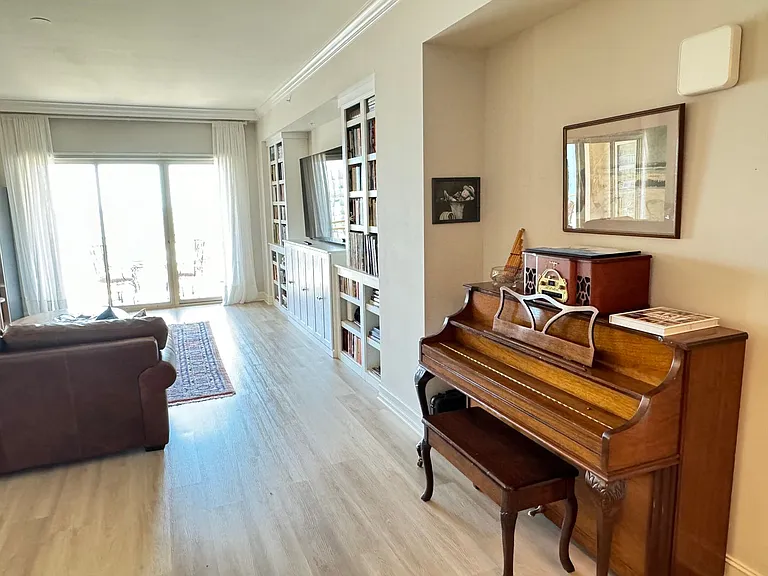 1111 Ritz Carlton Dr #1404 — Photo 13