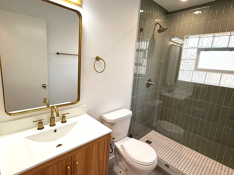 2316 N Harlem Ave #2E — Photo 13