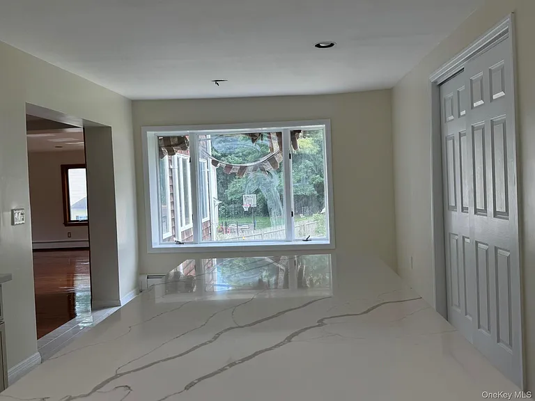 227 Beverly Rd — Photo 24