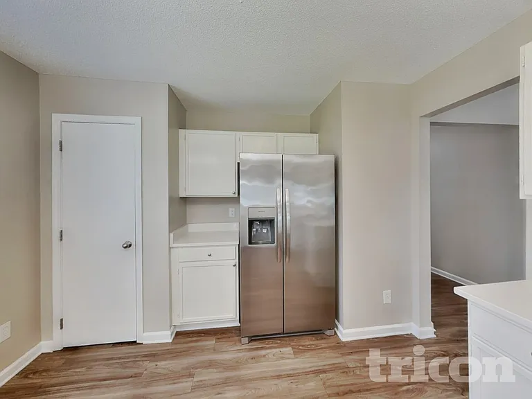 3120 Riverbrooke Dr — Photo 6
