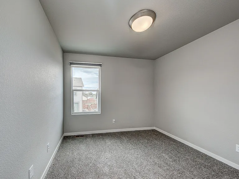 5240 2nd Ave — Photo 20