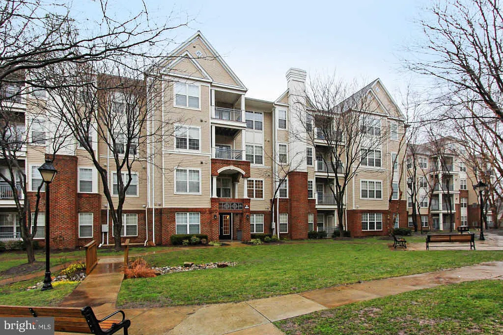 3003 Nicosh Cir Unit 3110 photo 1