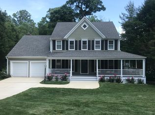 1613 Stowe Rd, Reston, VA 20194