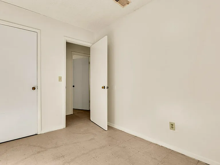 95 Cottrell St #8 — Photo 5