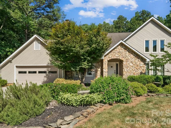 7935 Altacrest Dr, Concord, NC 28027