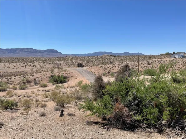 29654 N Driftwood Dr, Meadview, AZ 86444