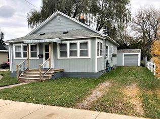 508 Quinnesec St, Iron Mountain, MI 49801