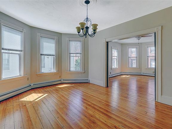 5th image of 142 De Pasquale Ave Unit 2