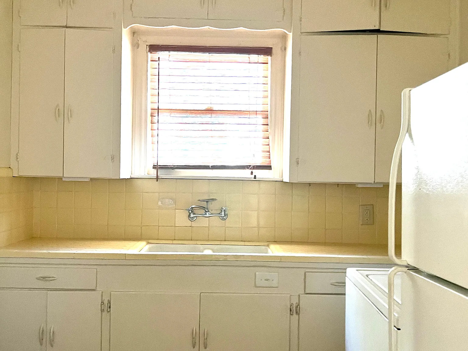 2 bed, 1000 sqft, $950 — Photo 4