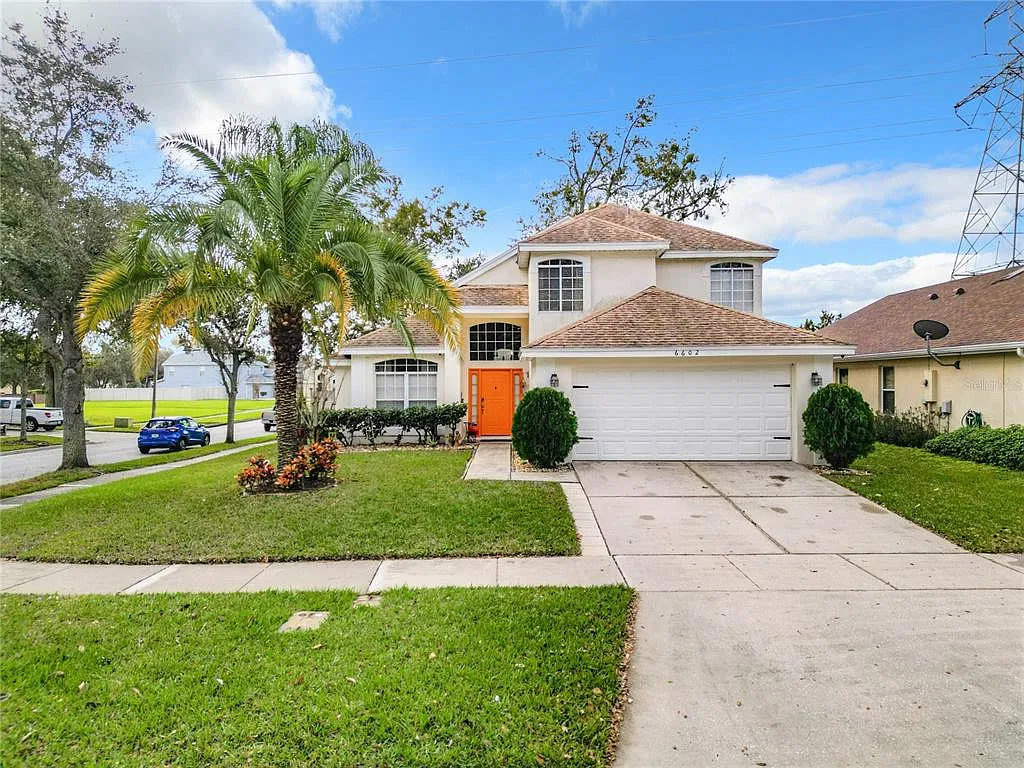 4 bed, 2.5 bath, 2036 sqft, $3,500 — Photo 2