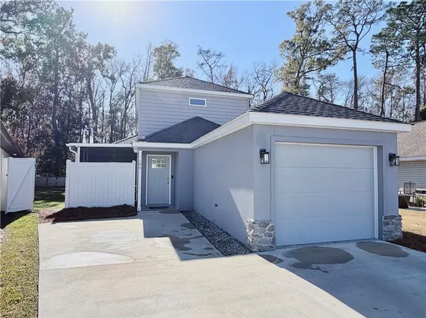 106 Crown Cir, Brunswick, GA 31525