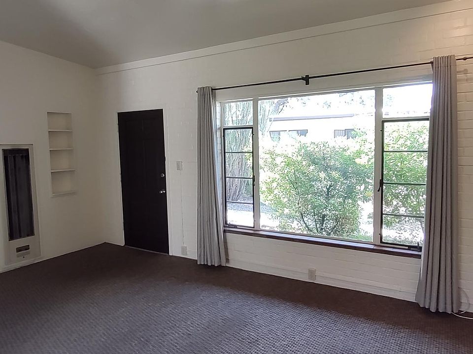 living room, entry, view to courtyard