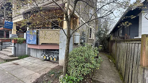 21st St. Apartments Photo 1