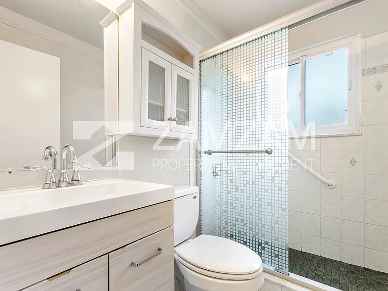 8233 Stephens Rd — Photo 12