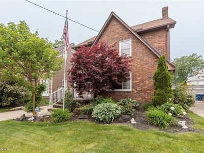 2224 Emily Ave, Lakewood, OH, 44107