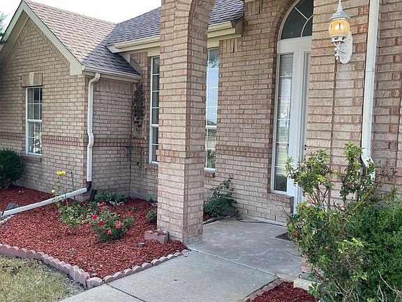 3rd image of 9001 Nolan Ct