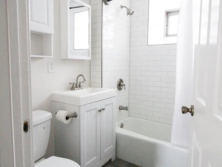 8039 White Ave #1 — Photo 3