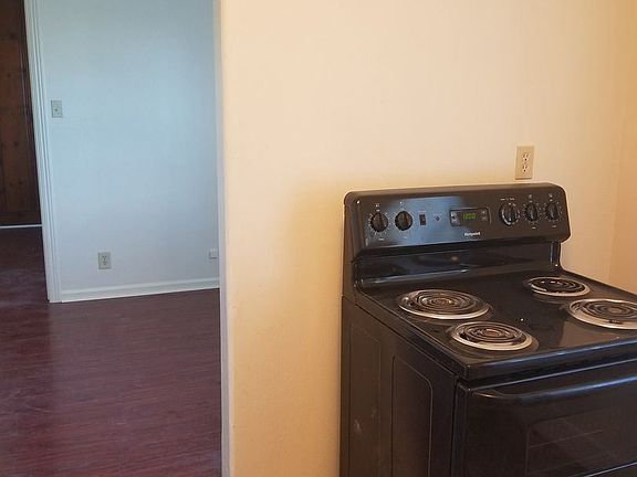 4th image of 4087 Flower St APT 4