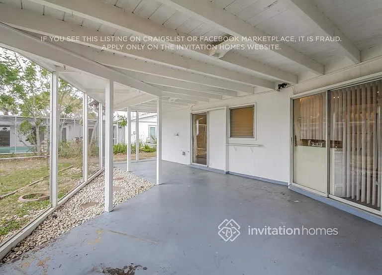 1754 Forest Rd — Photo 17