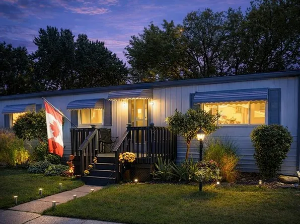 48 Malden Hill Dr, Amherstburg, ON N9V 3E1