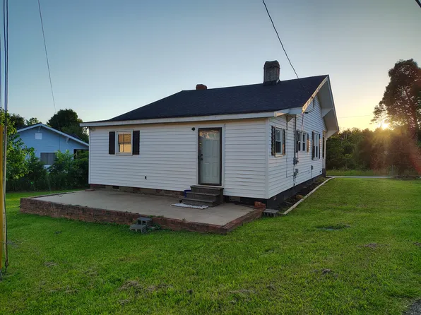 101 Hope Ave, Seneca, SC 29678