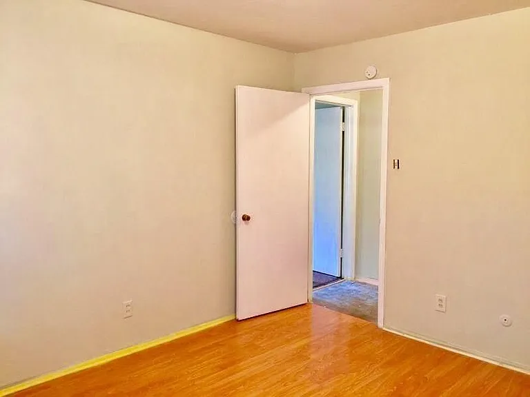 8616 Greenmound Ave — Photo 12