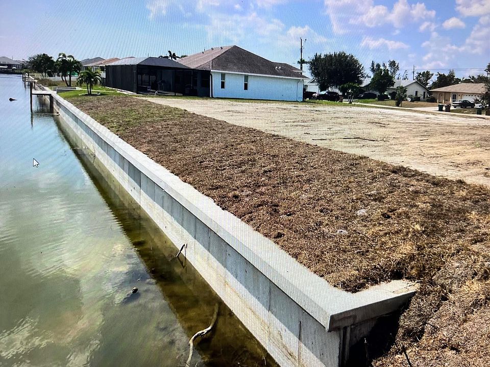 1st image of 1327 SW 1st Avenue
