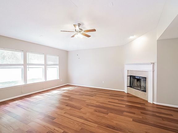 5th image of 1532 Porter Lakes Dr