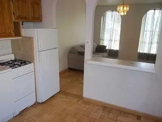 Rented by Secure One LLC | media 12