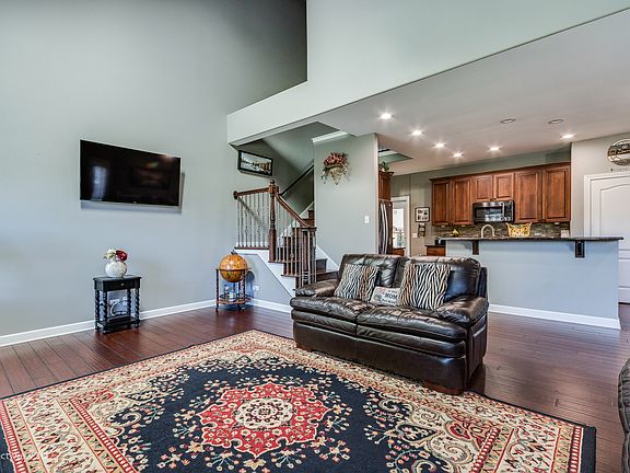 5th image of 24808 Ironwood Ct