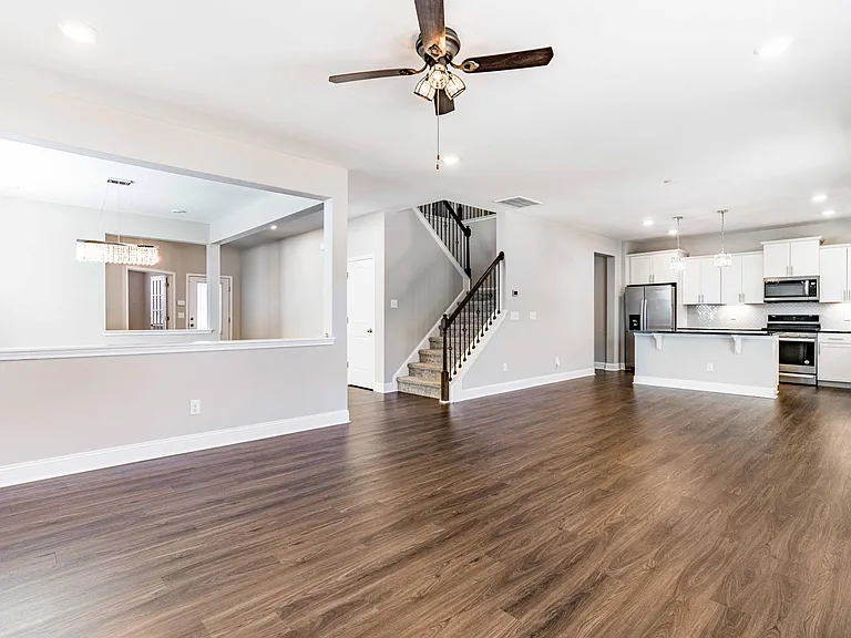 3409 Dover Wood Ln — Photo 10