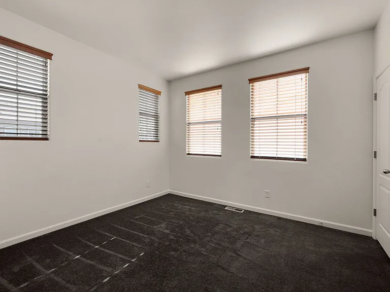 4723 Mossy Rock Grv — Photo 27