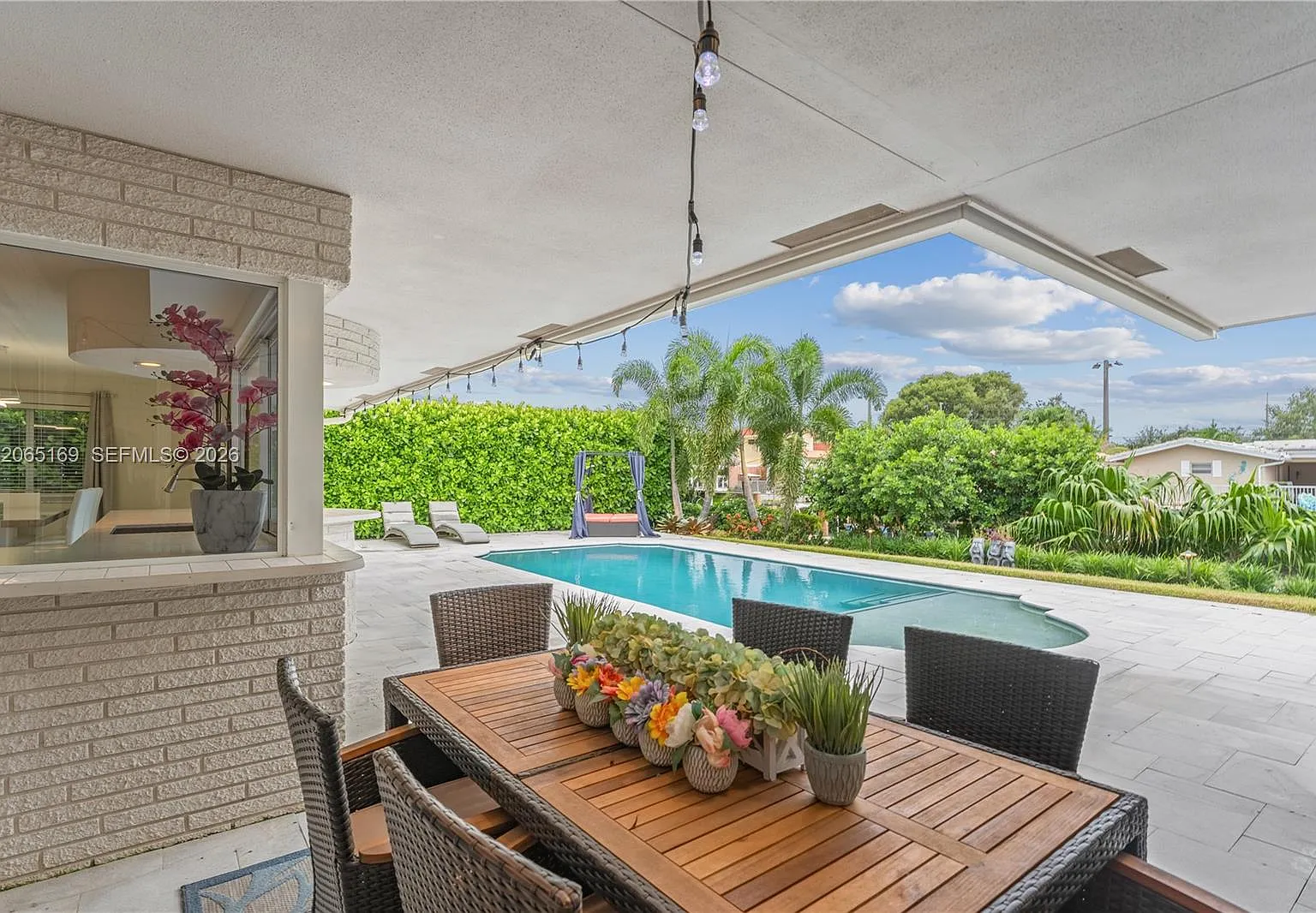 Coral Ridge Isles — Photo 1