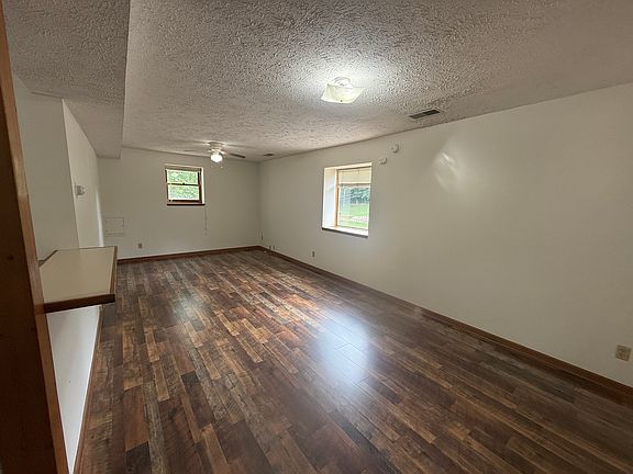 2nd image of 13 Carol Ln