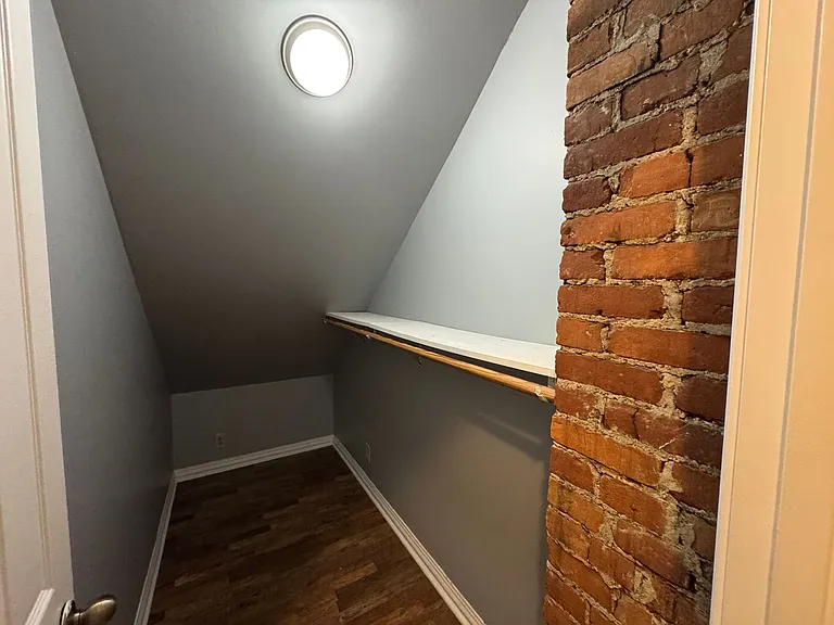 802 Iowa St — Photo 20