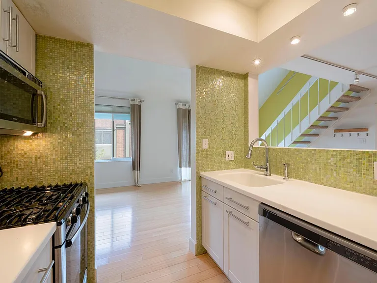 1174 S Foothill Dr #432 — Photo 4