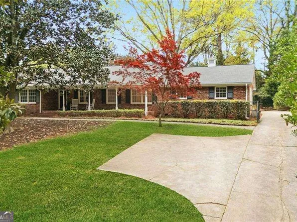 5630 Lake Forrest Dr, Sandy Springs, GA 30342
