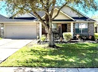 6704 Kevincrest Dr, Pearland, TX 77584