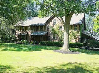 4736 Lower River Rd, Lewiston, NY 14092