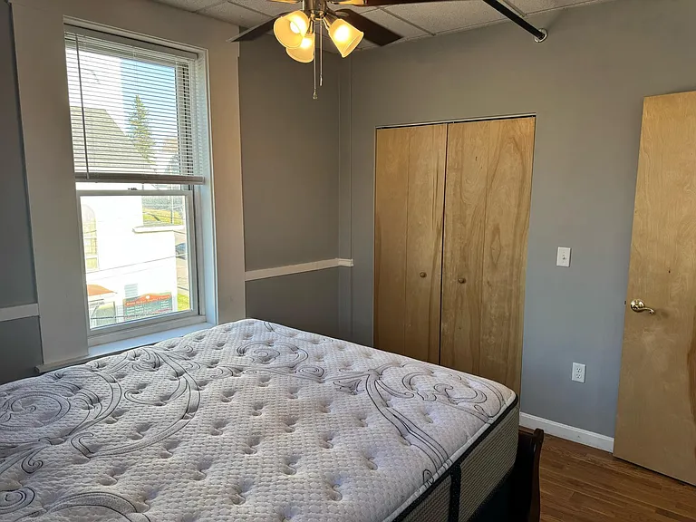 209 State St #5 — Photo 9