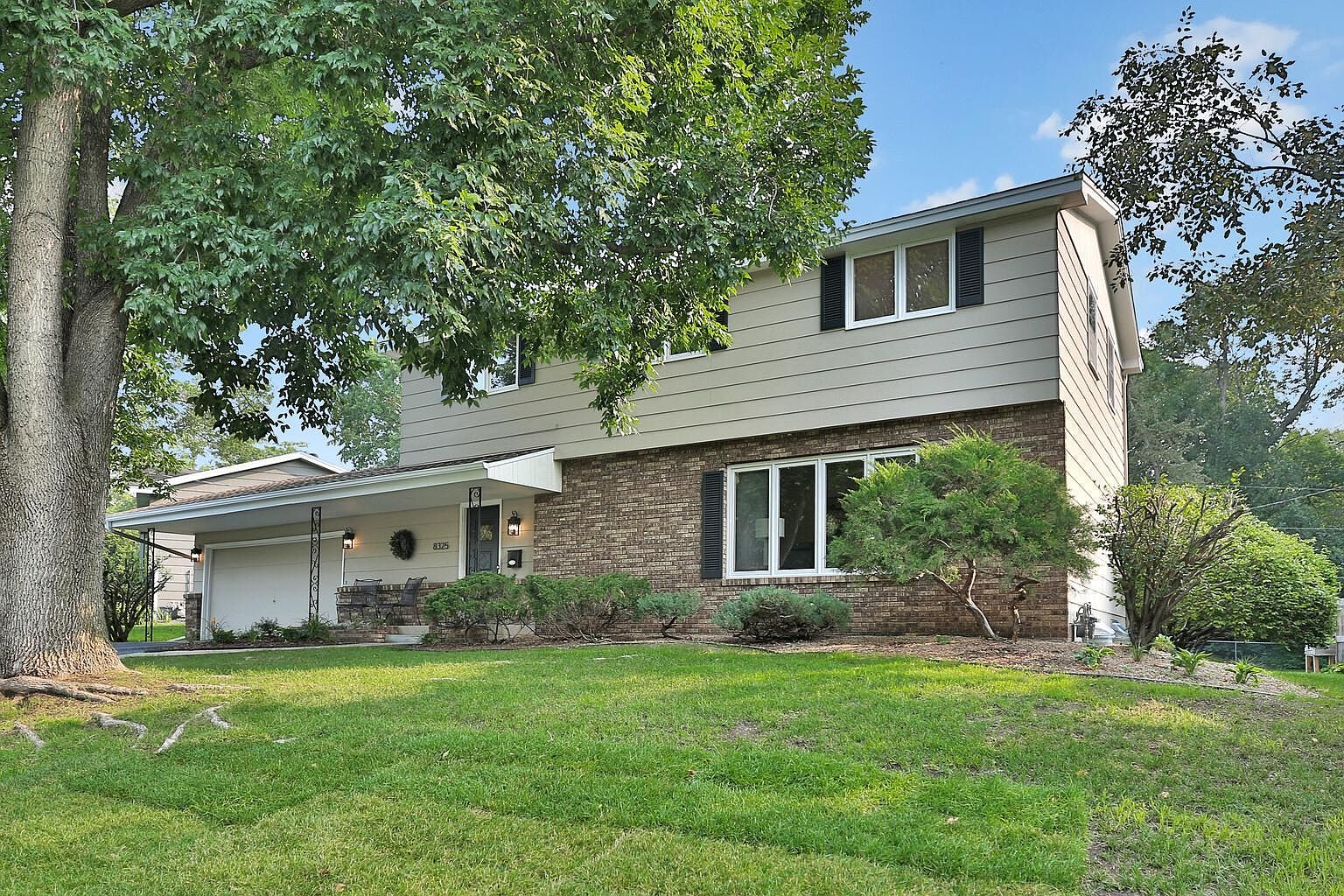 8325 Beard Rd, Bloomington, MN 55431 Zillow