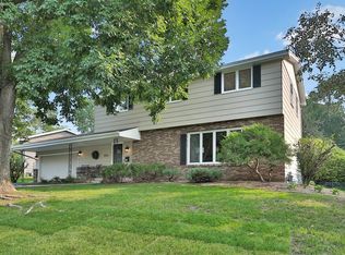 8325 Beard Rd, Bloomington, MN 55431