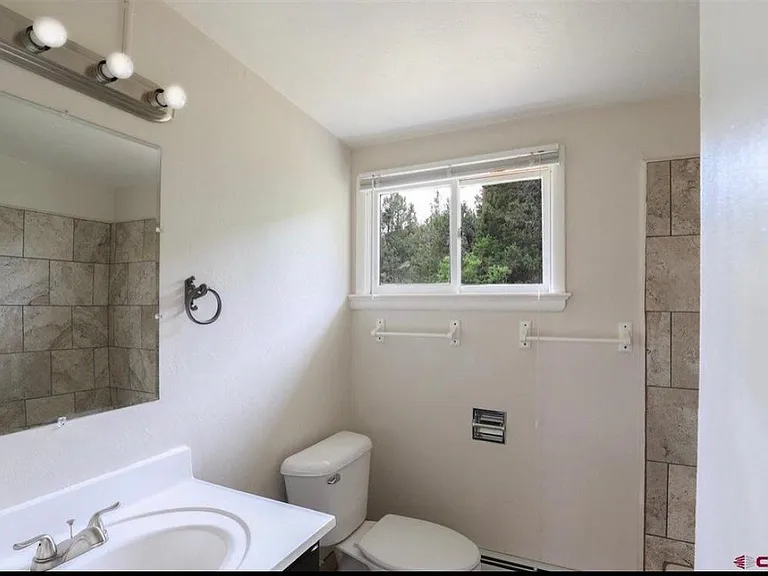 88 County Road 232 — Photo 6
