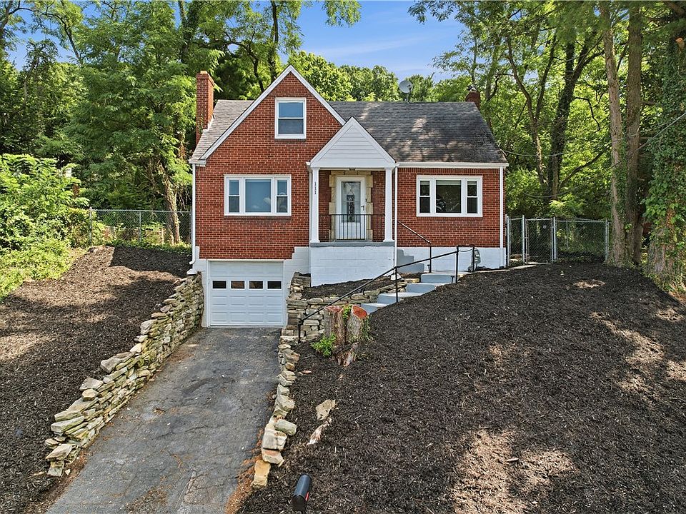 1st image of 111 Victoria Dr